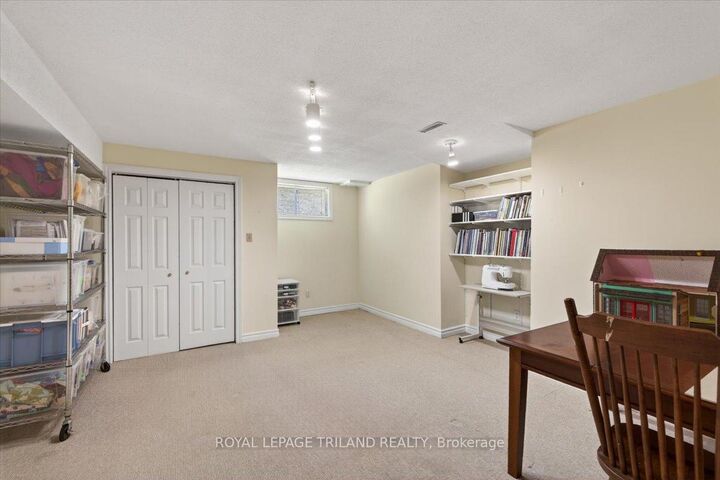 Property Photo: 30 Thirlmere Road ON N6G 4P7