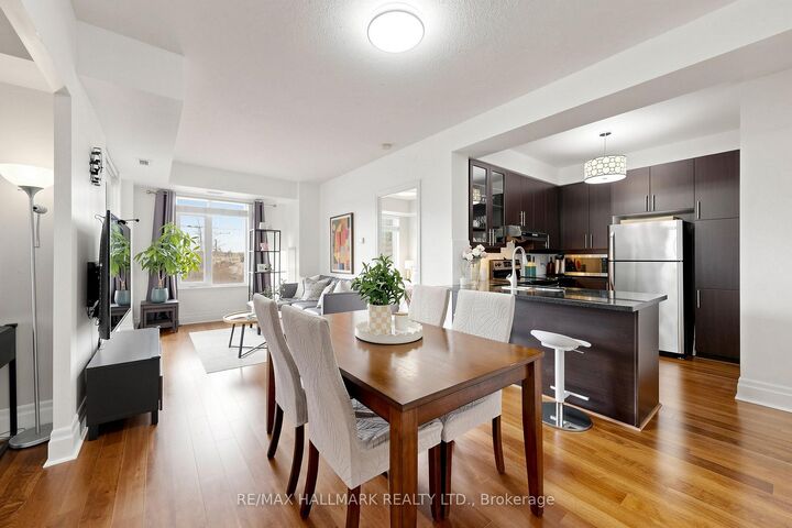 151 Upper Duke Crescent 203 — photo 1