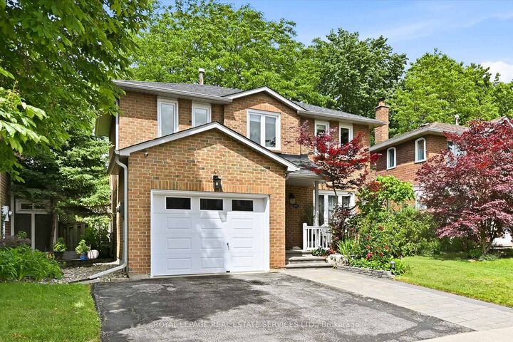 Property Photo: 147 Speyside Drive ON L6L 5Y1
