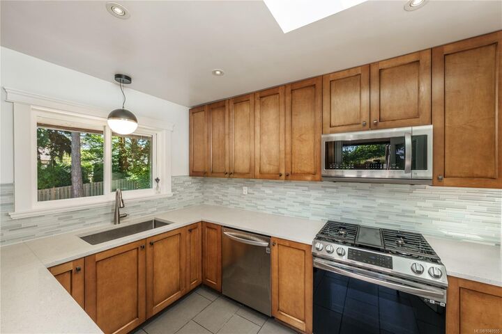 Property Photo:  1299 Camrose Cres  BC V8P 1N6 