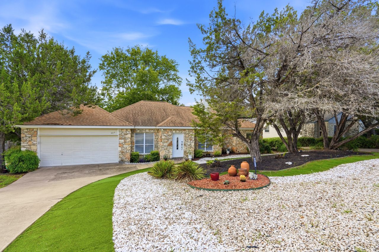 Property Photo: 267 Mooring Circle A TX 78734