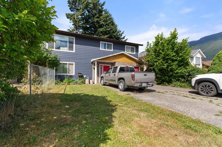 Property Photo: 540 5th Avenue BC V0X 1L0