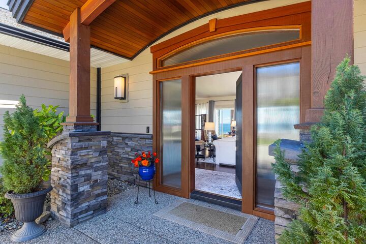 Property Photo: 5997 Cowrie Street BC V7Z 0V1