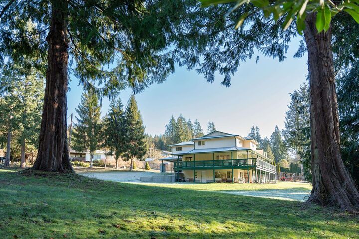 Property Photo: 2562 Miles Road BC V0N 2W4
