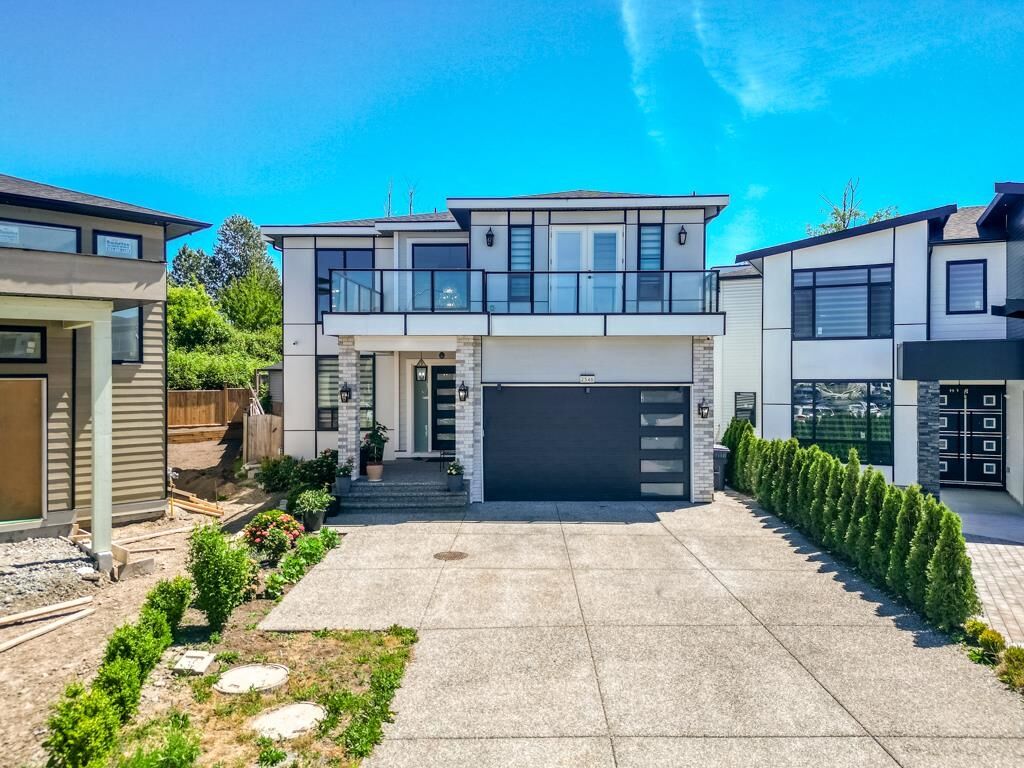 Property Photo: 2546 Terminal Court BC V4X 0C4