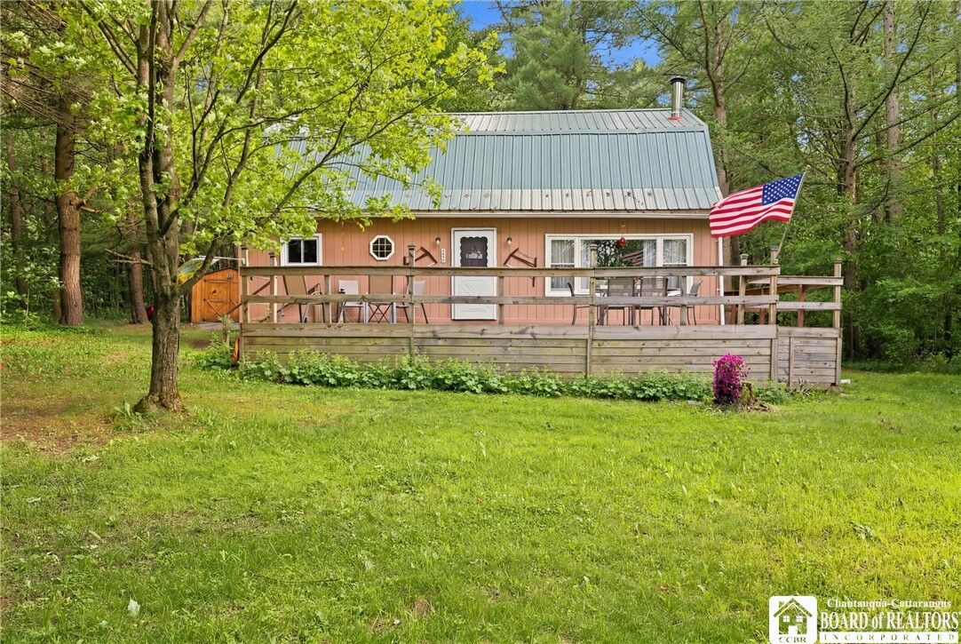 Property Photo:  709 Bush Hill Road  NY 14737 