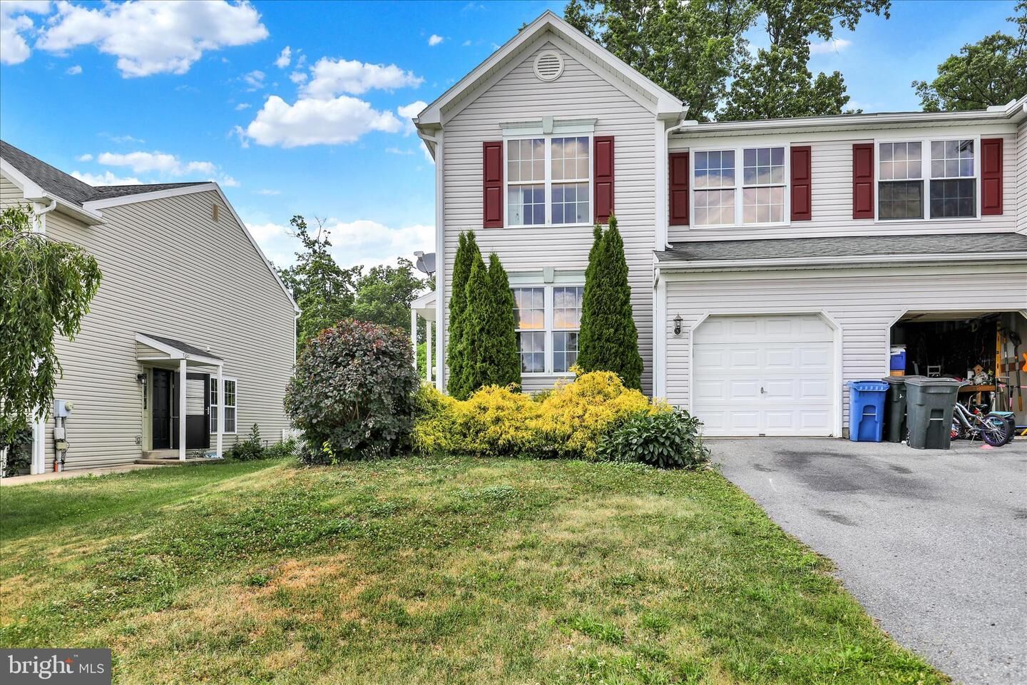Property Photo: 1056 Alexander Drive PA 19560