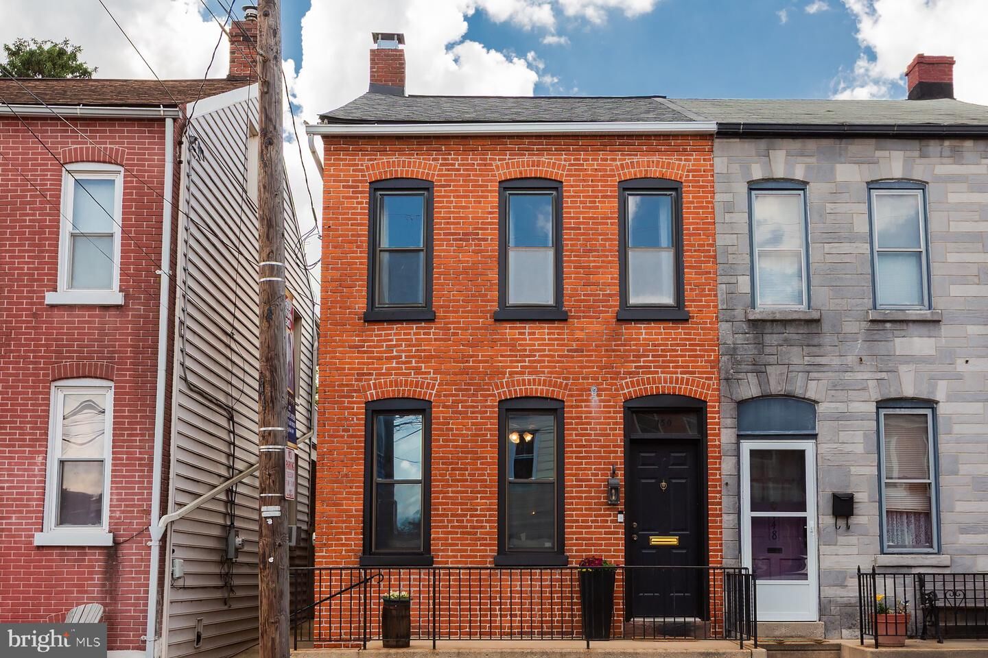 Property Photo:  150 S 8th Street  PA 17512 