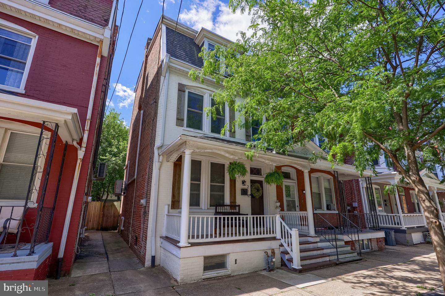 Property Photo:  214 E New Street  PA 17602 