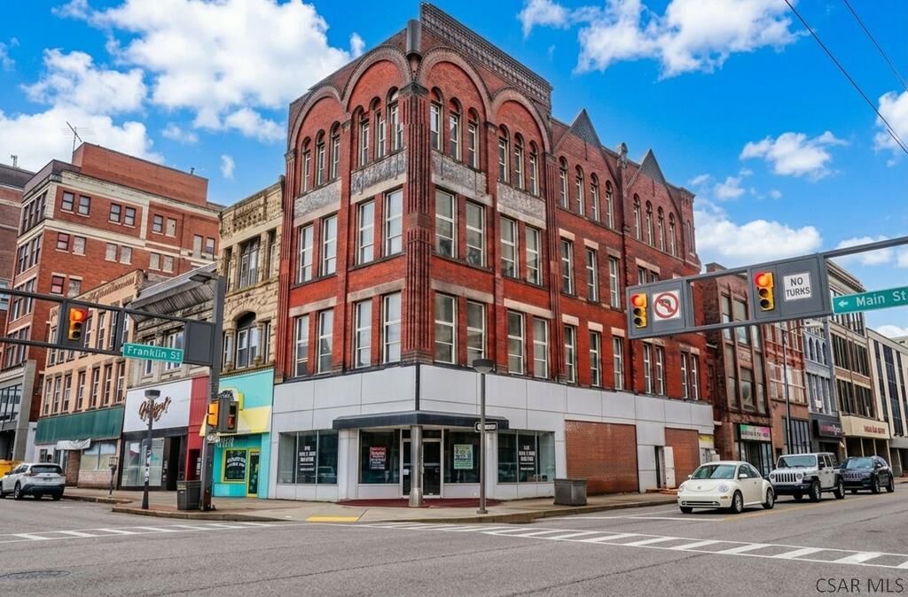 Property Photo: 500 Main Street 302 PA 15901