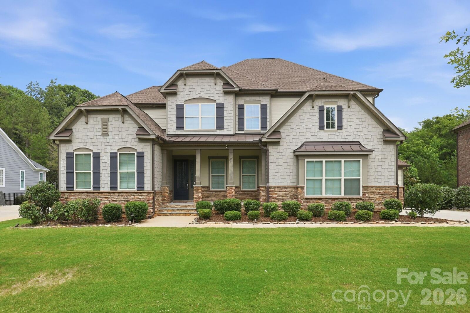 Property Photo: 2411 Madeira Circle NC 28173