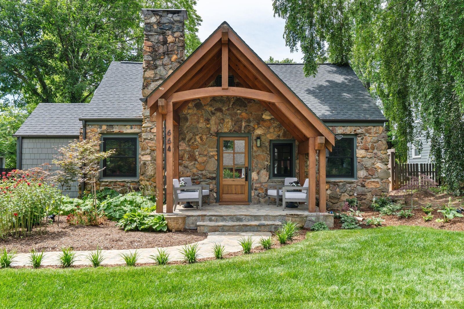 Property Photo: 664 Lakeshore Drive NC 28804