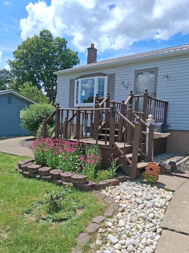 Property Photo:  405 Spring Ave  PA 15801 
