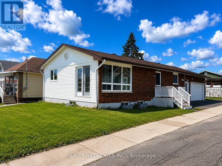 Property Photo: 303 Poplar Avenue ON P4N 4S2
