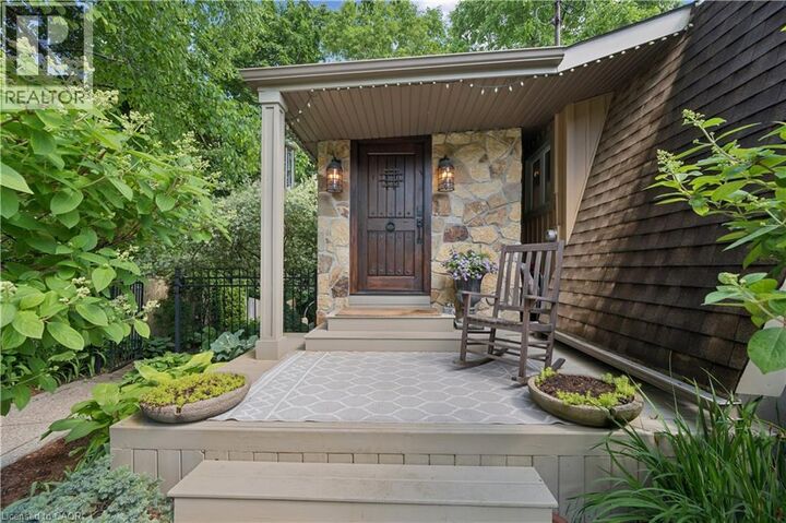 Property Photo: 130 Blenheim Road ON N1S 1G1
