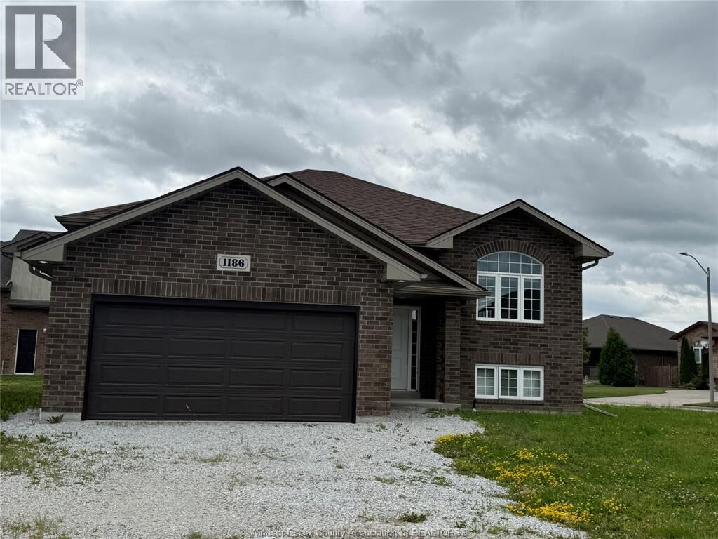 Property Photo:  1186 Aspen Ridge Crescent  ON N8L 0W3 
