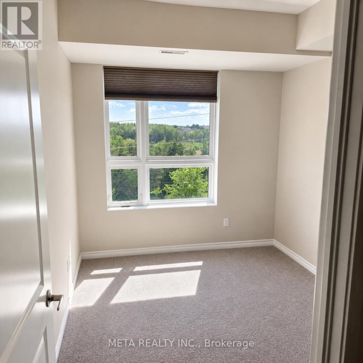 Property Photo:  1280 Gordon Street 316  ON N1L 0N6 