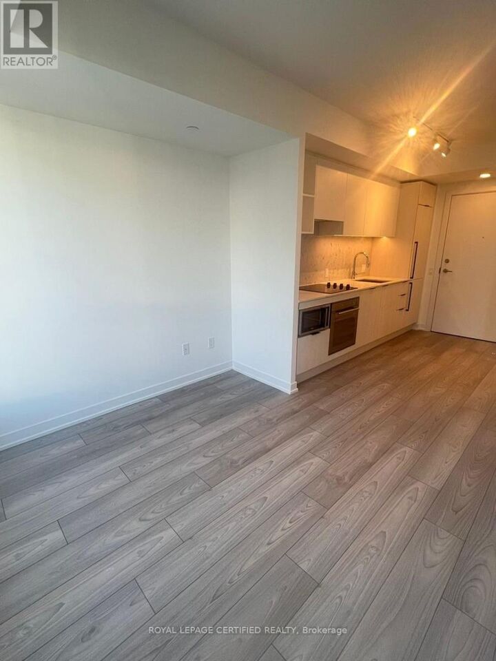 Property Photo: 82 Dalhousie Street 2905 ON M5B 0C5