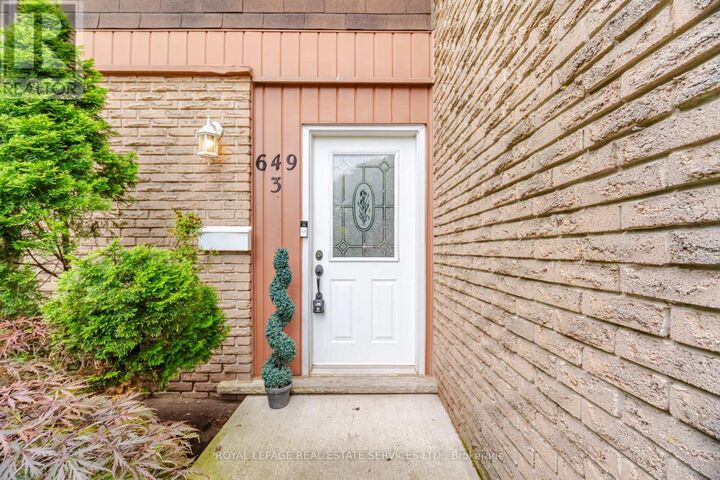 Property Photo:  649 Francis Road 3  ON L7T 3X6 