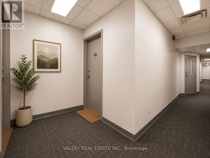 Property Photo: 1123 Queenston Road 101 ON N3H 3L1