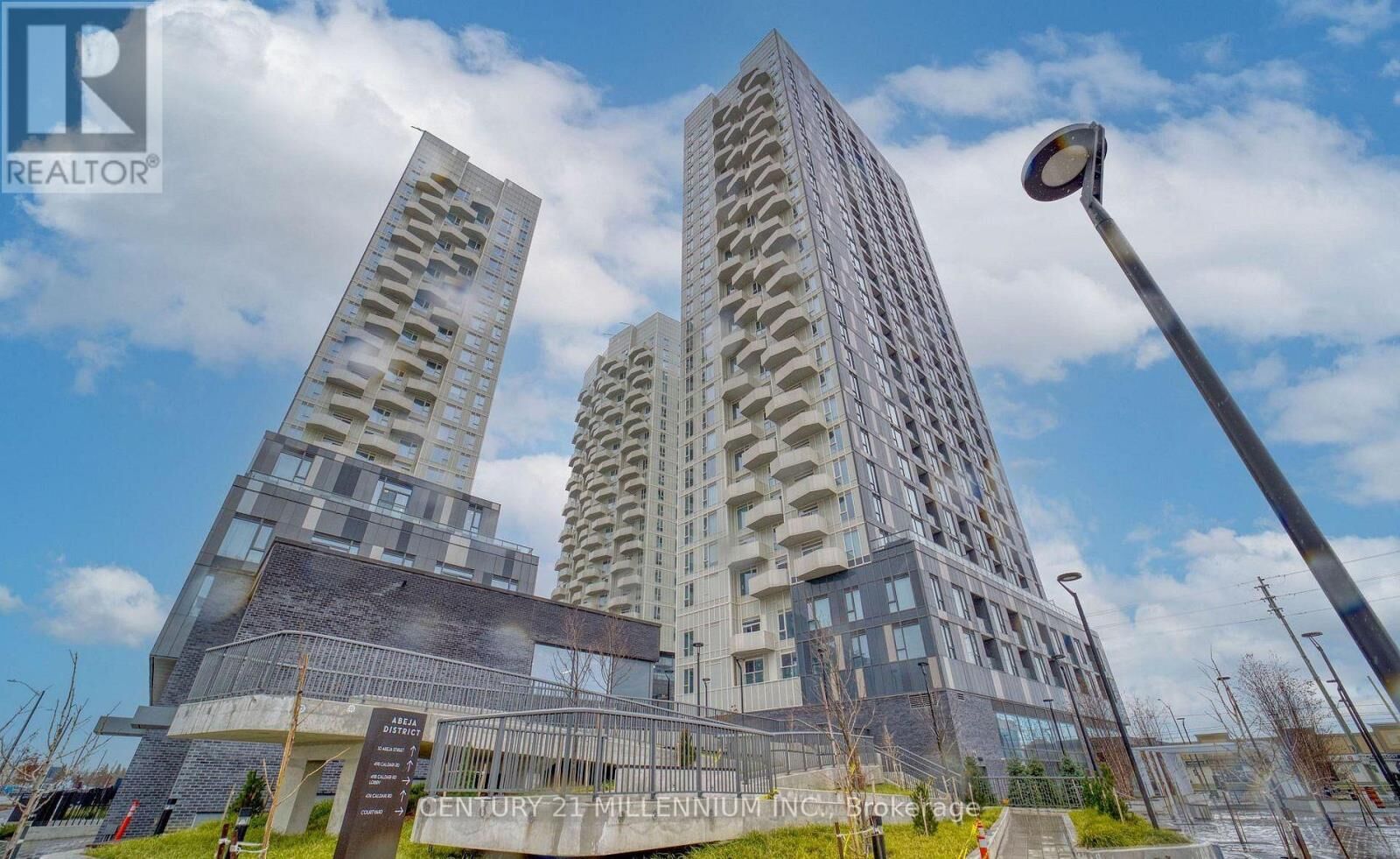 Property Photo:  498 Caldari Road 2801  ON L4K 0R6 