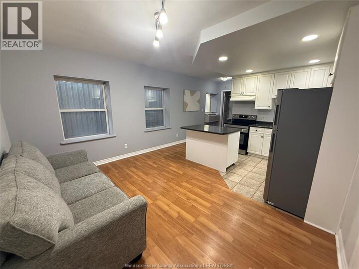 Property Photo:  511 Pelissier Street 302  ON N9A 4L2 