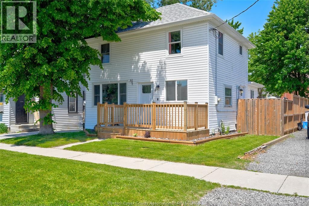 Property Photo: 8 St. Clair Street ON N0P 2L0