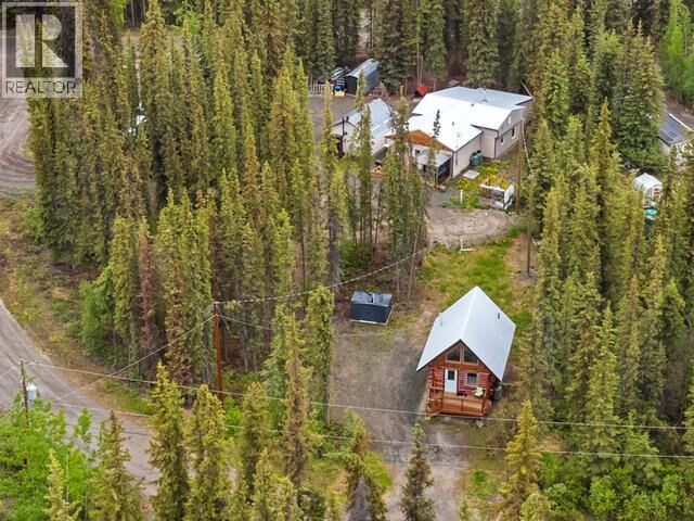 Property Photo:  2 Woodland Drive  YT Y0B 1Y2 