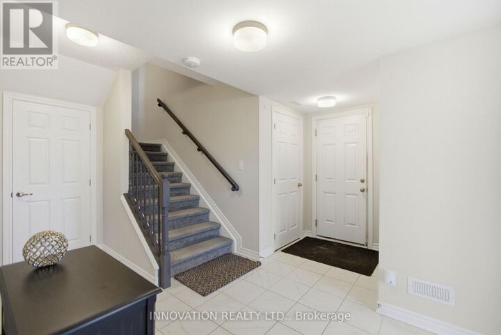 Property Photo: 120 Kyanite Lane ON K2J 7B5