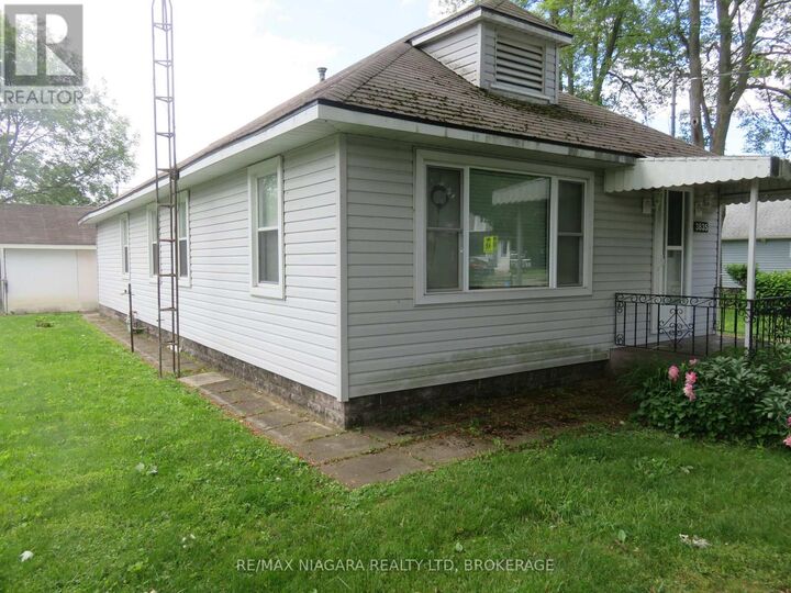 Property Photo:  3835 Roxborough Avenue  ON L0S 1B0 