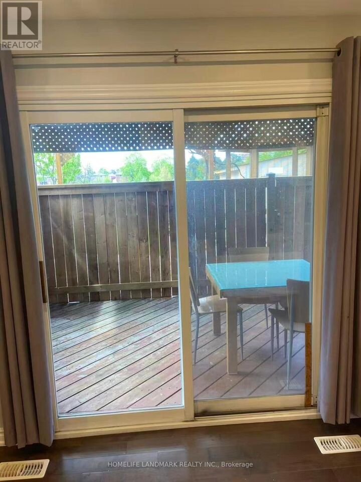 Property Photo:  210 Timberbank Boulevard 102  ON M1W 2A3 