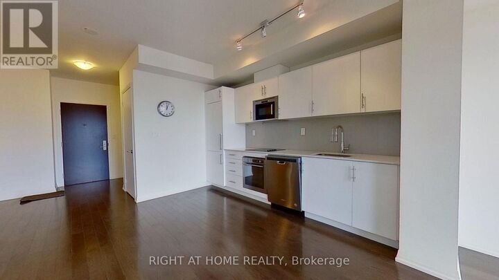Property Photo: 460 Adelaide Street East 1123 ON M5A 0E7