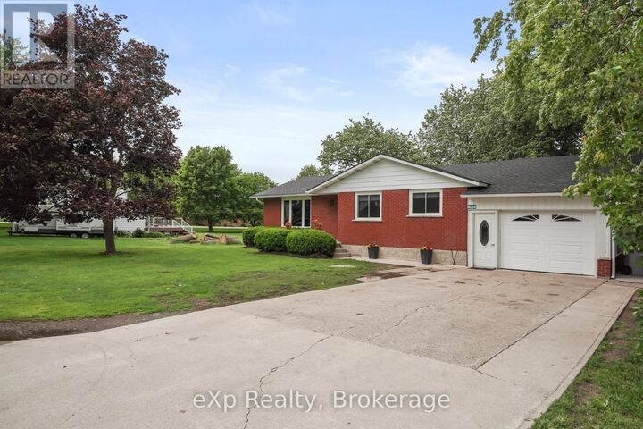 Property Photo: 4094 Queen Street ON N0K 1L0