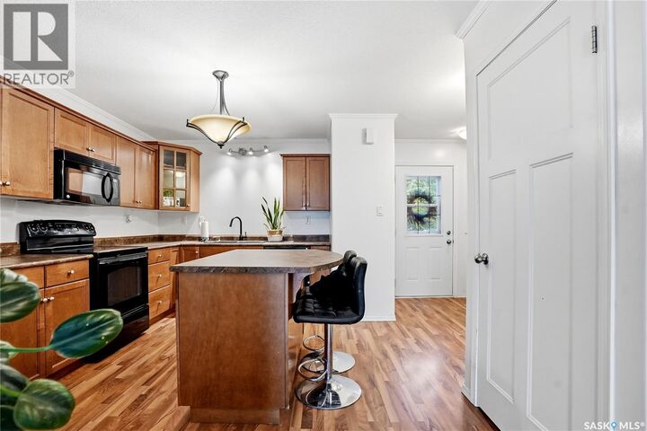 Property Photo: 703 715 Hart Road SK S7M 3Y8