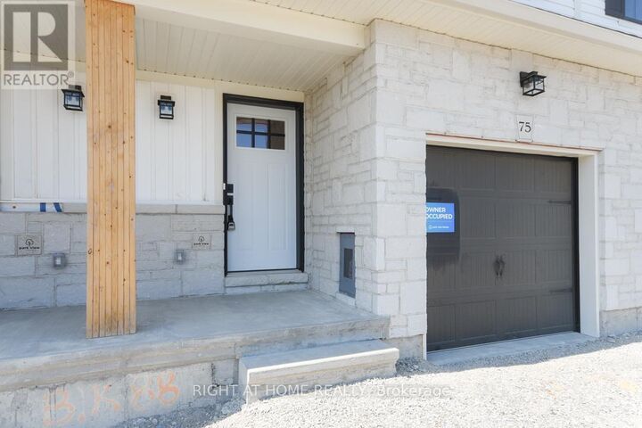 Property Photo: 75 Whitcomb Crescent ON K7A 0C1