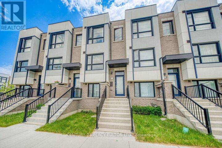 Property Photo:  147 Hunt Street  ON L1S 7M3 