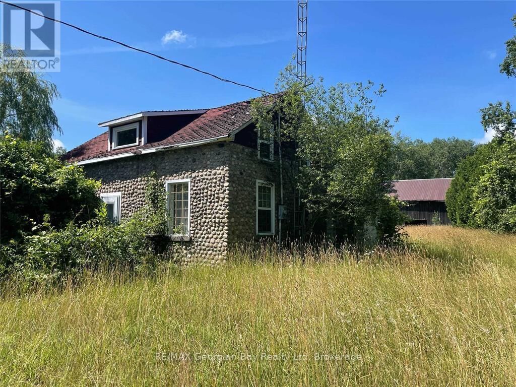 Property Photo:  6950 County Rd 93 Road  ON L0K 2E1 