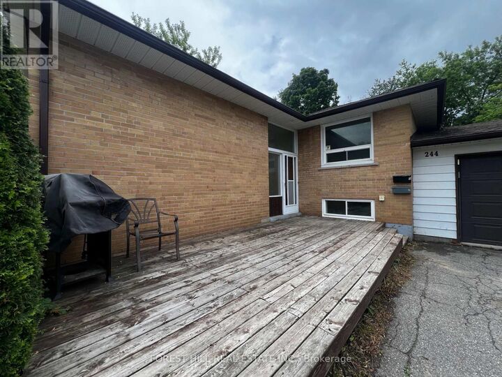 Property Photo:  244 St Vincent Street Lower  ON L4M 3Z8 
