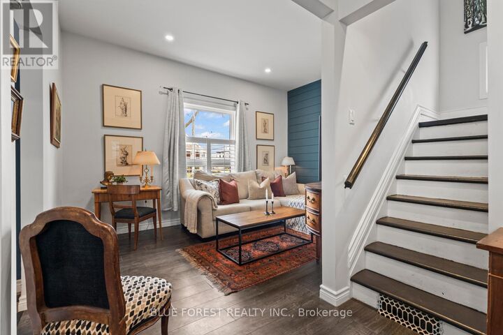 Property Photo: 3 Marmora Street ON N5Z 1Z4