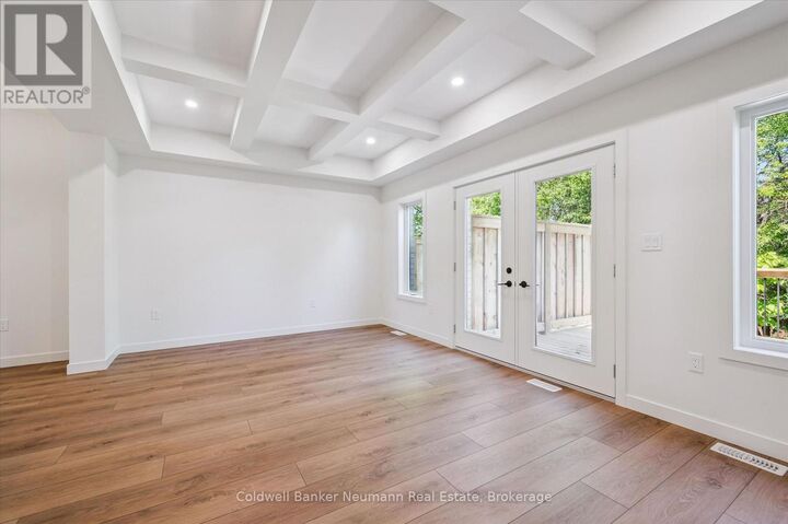 Property Photo: 16 Fieldstone Lane ON N0B 1S0