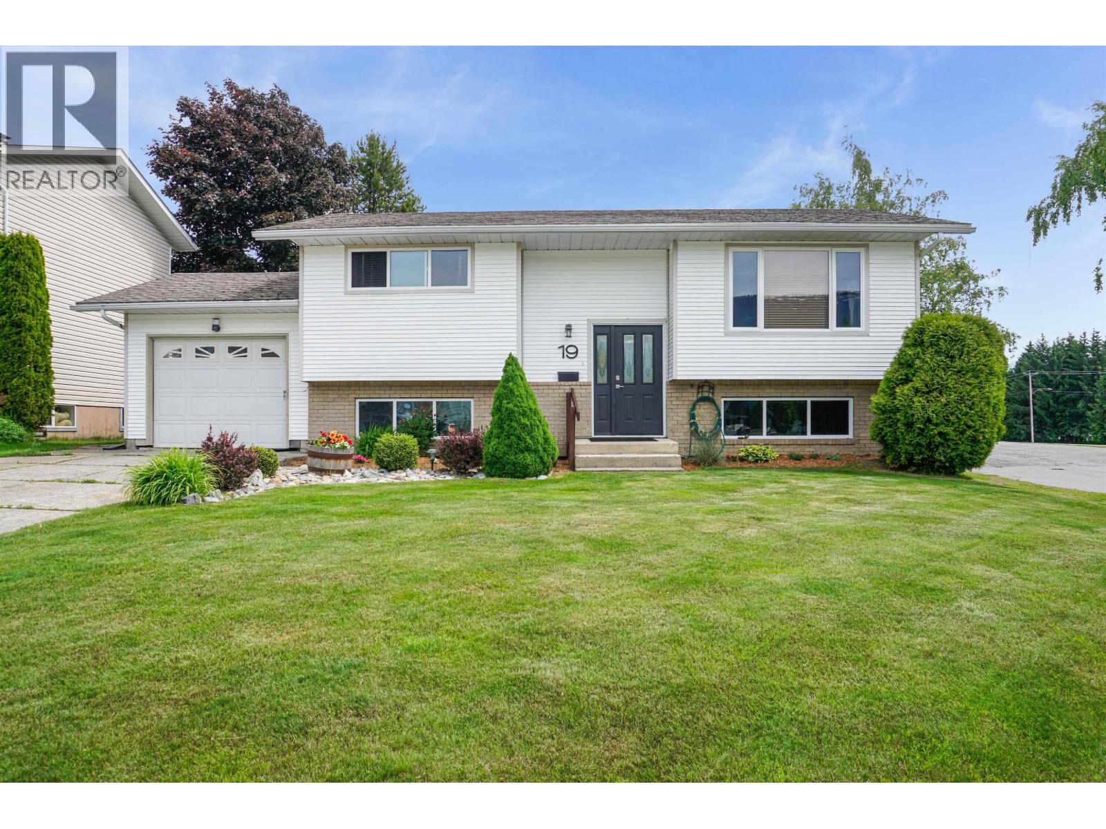 Property Photo:  19 Carlson Street  BC V8C 1A9 