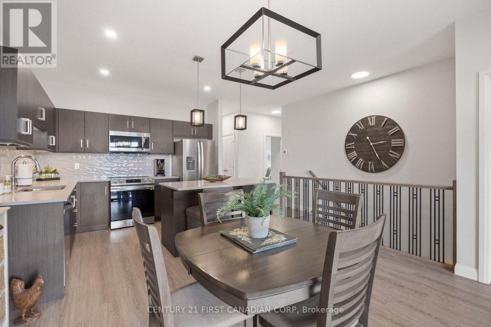 Property Photo:  100 Rowe Avenue  ON N0M 1S1 