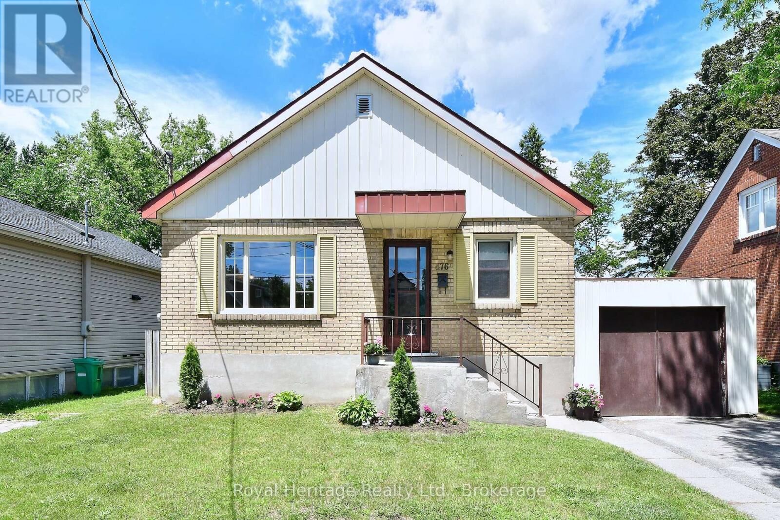 Property Photo:  476 King George Street  ON K9J 1S1 