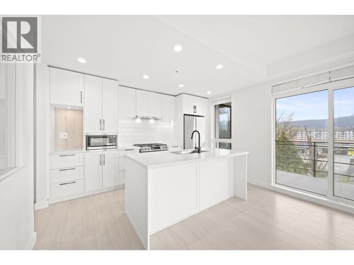 Property Photo:  3038 St George Street 405  BC V3H 0L3 