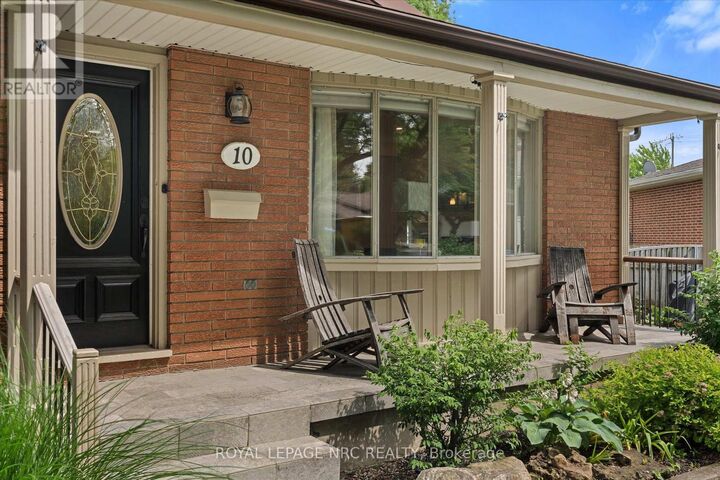 Property Photo:  10 Wakelin Terrace  ON L2M 4K3 