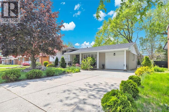 Property Photo:  5735 Ninth Street  ON N9H 1P3 
