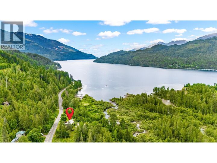 Photo de la propriété: 15865 3A Highway BC V0B 1E0