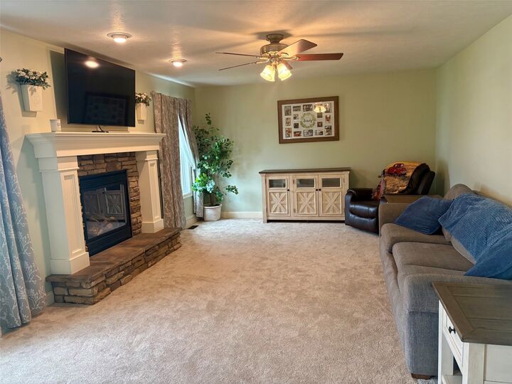 Property Photo:  2815 Sunset Trail  PA 16441 