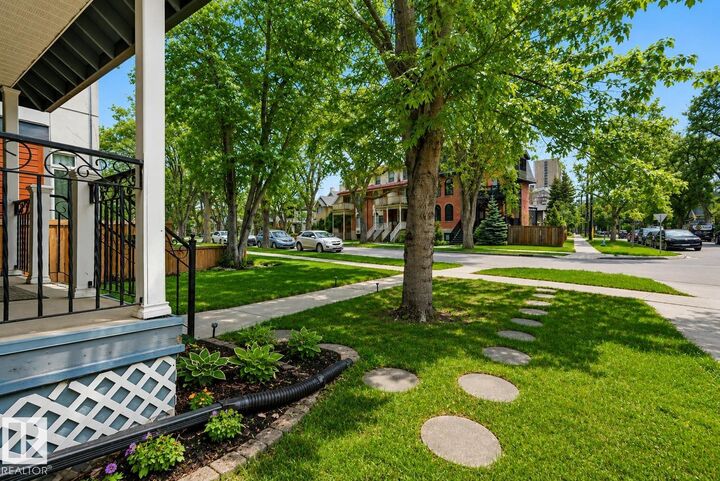 Property Photo: 11107 University Avenue NW AB T6G 1Y5