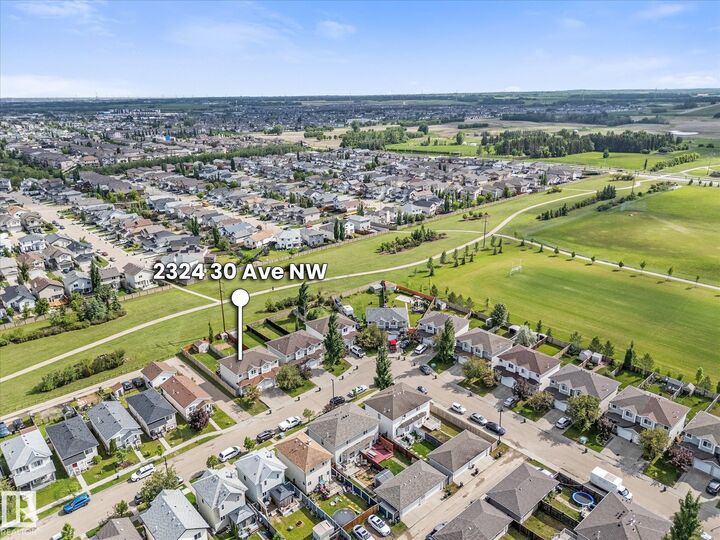 Property Photo:  2324 30 Avenue NW  AB T6T 2B3 